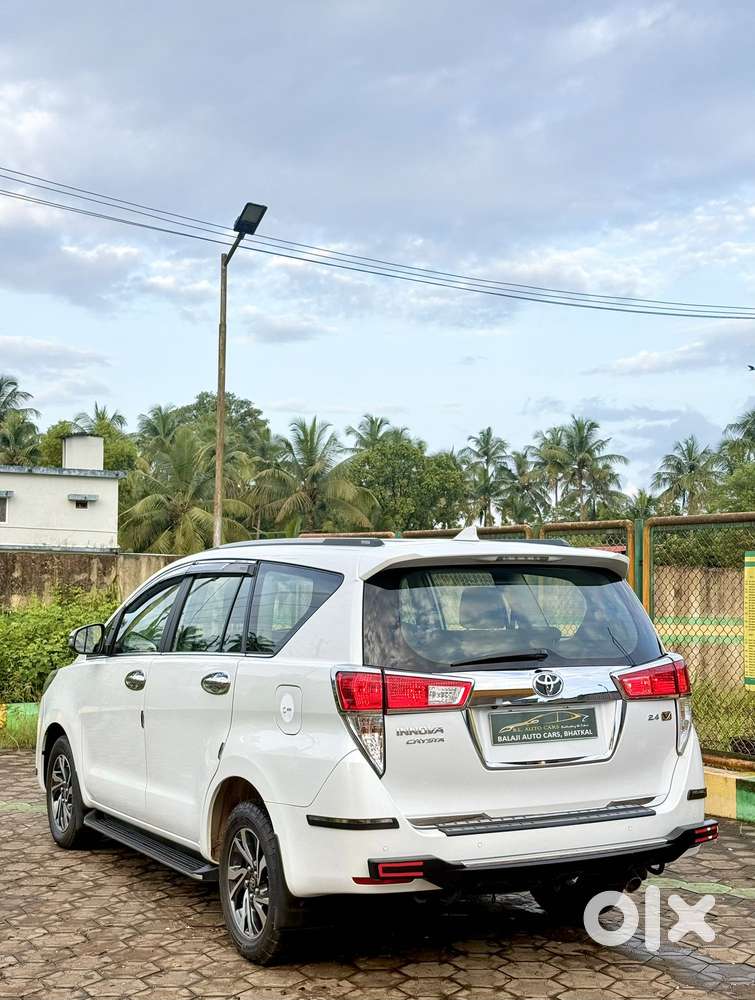 Toyota Innova Crysta 2.4 V 7 Str, 2024, Diesel