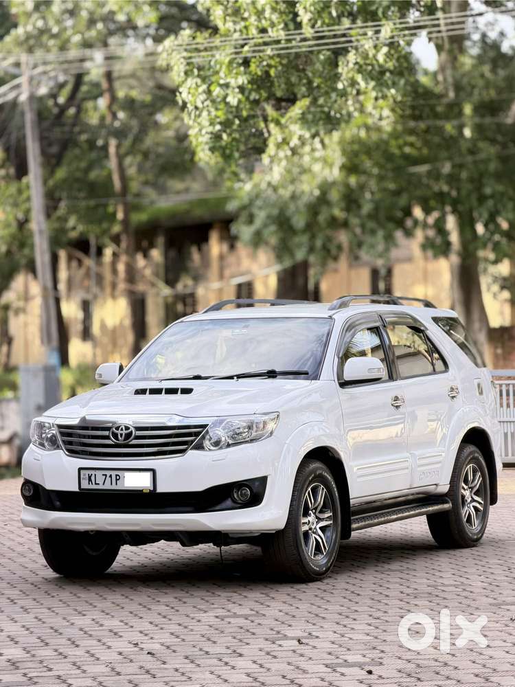 Toyota Fortuner 3.0 4x4 Manual, 2013, Diesel