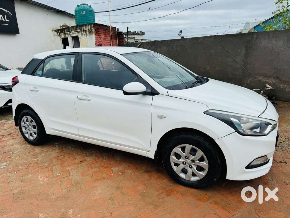 Hyundai I20 Sportz 1.2 Bs-iv, 2019, Petrol