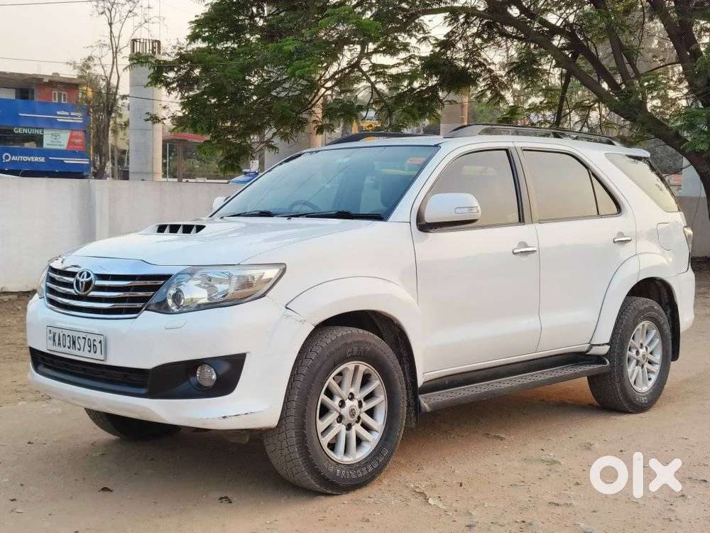 Toyota Fortuner 3.0 4x2 Automatic, 2012, Diesel