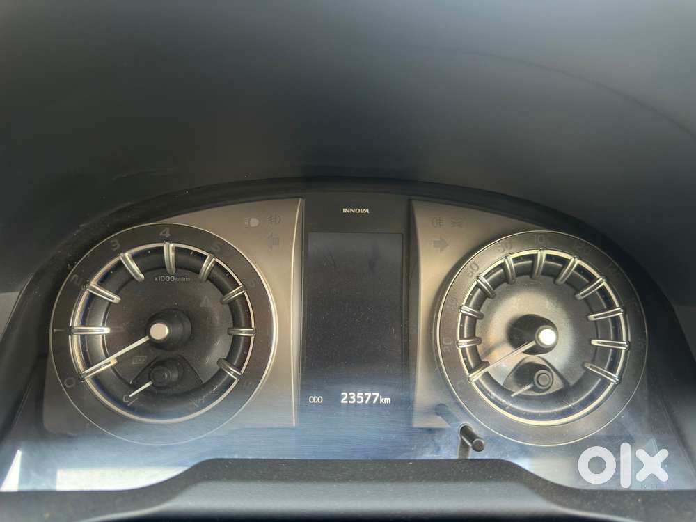 Toyota Innova Crysta 2.7 V, 2021, Diesel