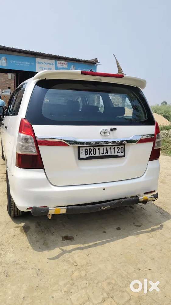 Toyota Innova 2014 Diesel 125000 Km Driven