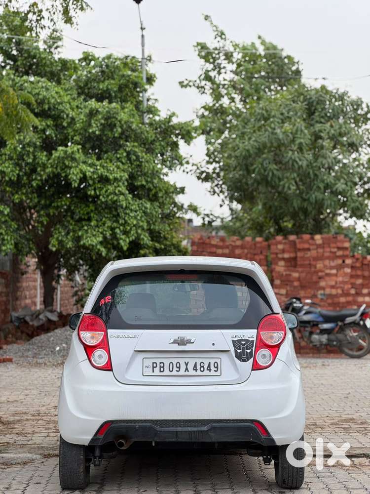 Chevrolet Beat, 2015, Petrol