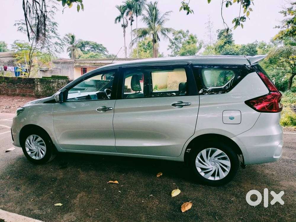 Maruti Suzuki Ertiga 1.5 Vxi, 2021, Petrol
