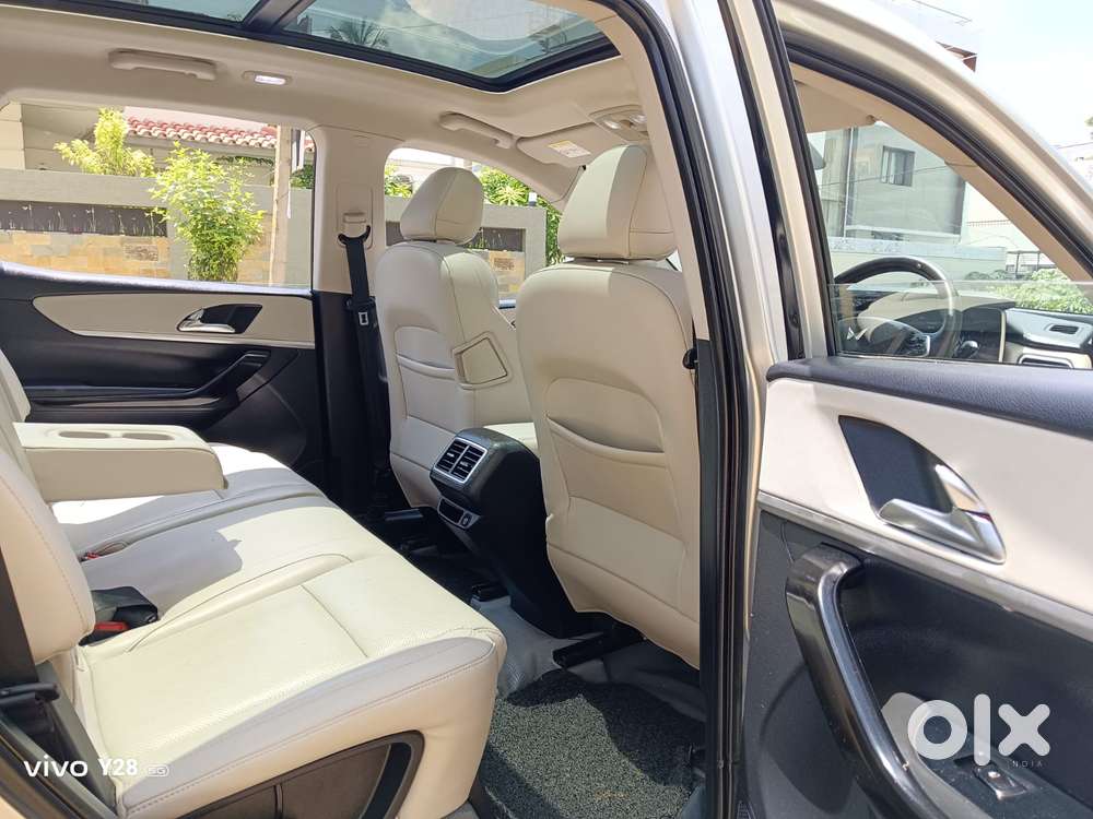 Mahindra Xuv700 2.2 Ax 7 Diesel Mt Str, 2021, Diesel