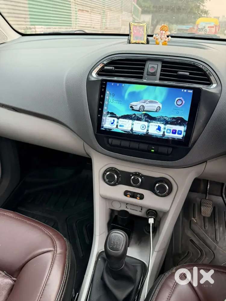 Tata Tiago Revotron Xe 2025 Cng Hybrid