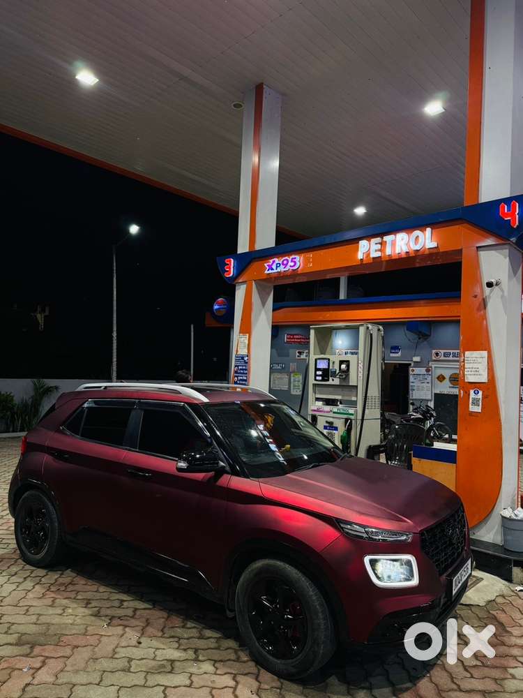Hyundai Venue Petrol 2021