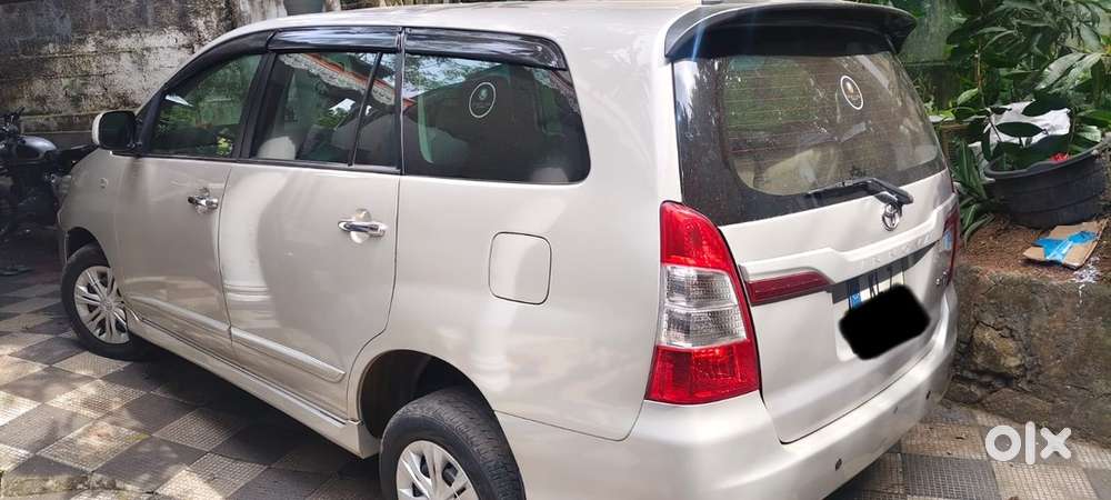 Toyota Innova2013 G4 Excellent Condition 8 Seater