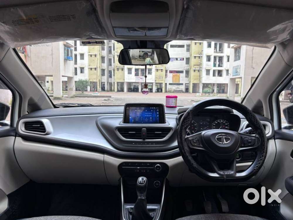 Tata Altroz Xz, 2022, Petrol