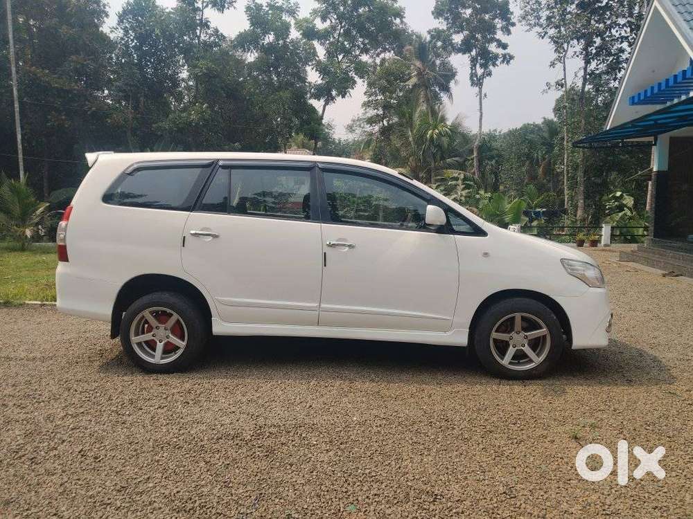 Toyota Innova 2.5 G (diesel) 7 Seater, 2015, Diesel
