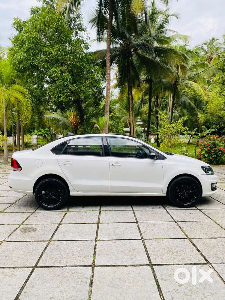 Volkswagen Vento 1.6 Highline Plus 16 Alloy, 2015, Diesel