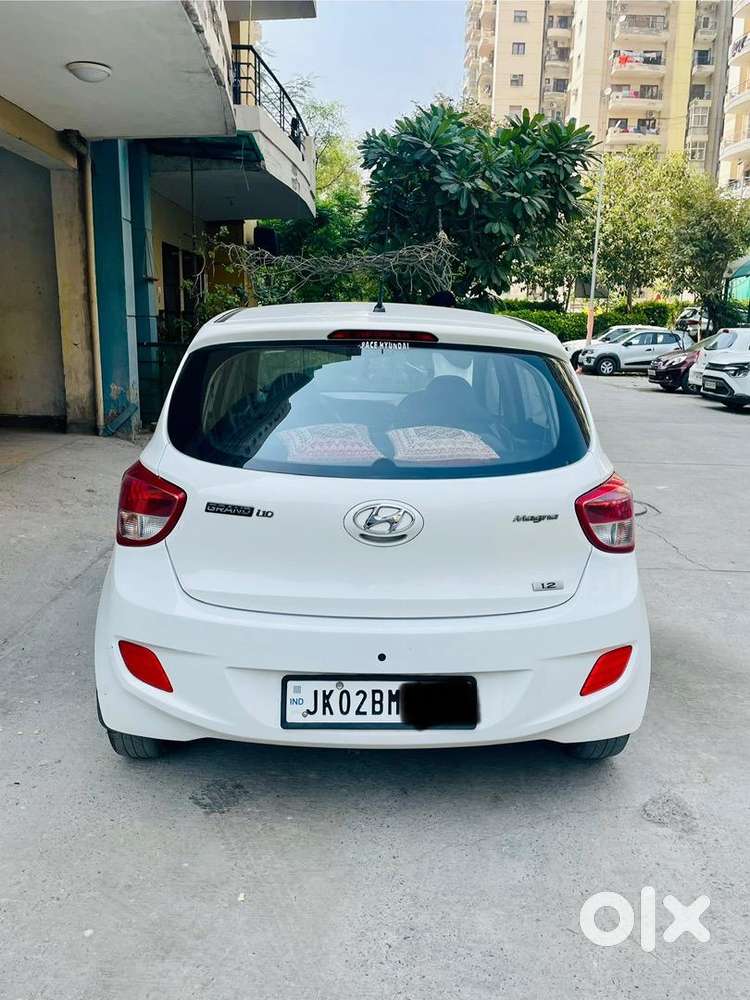 Hyundai Grand I10 2015 Petrol Well Maintained