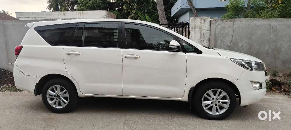 Toyota Innova Crysta 2017 Diesel 2nd Owner