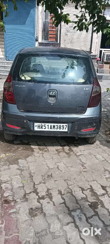 2011 Model I10