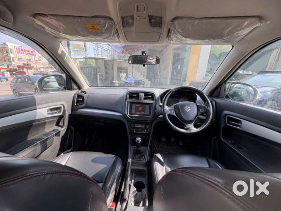 Maruti Suzuki Brezza 1.5 Zxi Smart Hybrid, 2021, Petrol