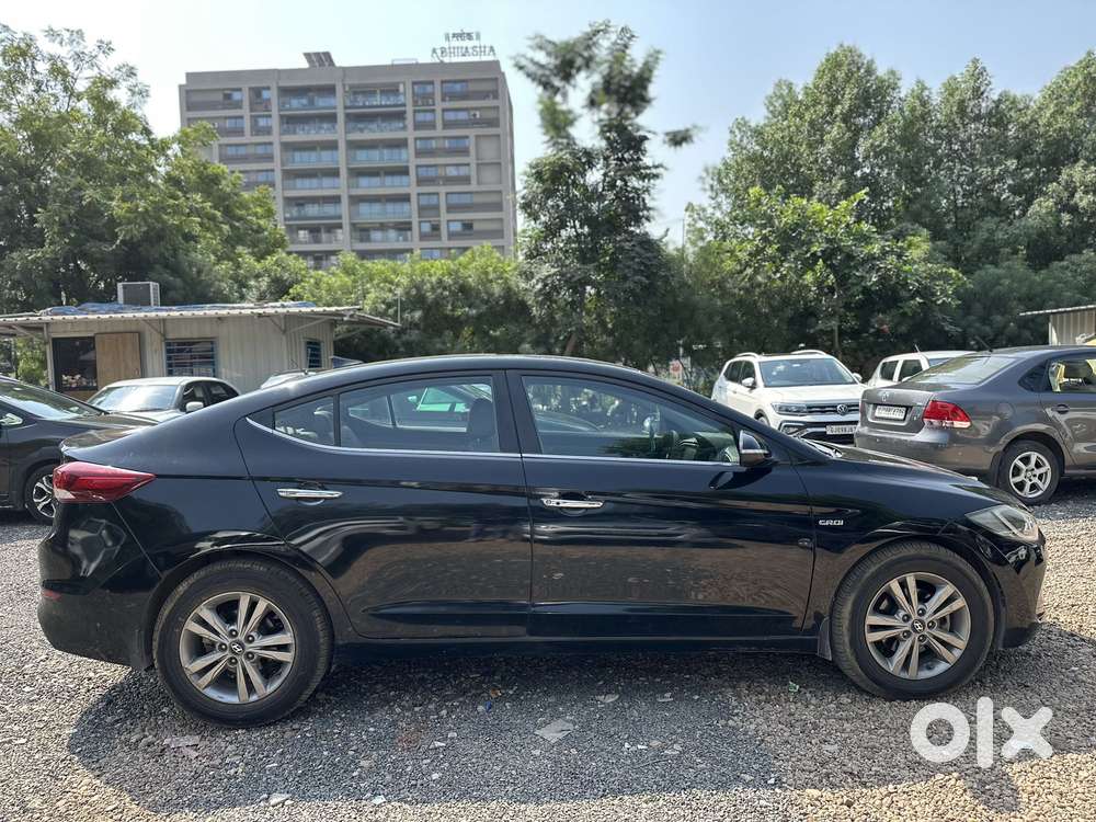 Hyundai Elantra 1.6 Sx Option At, 2018, Diesel