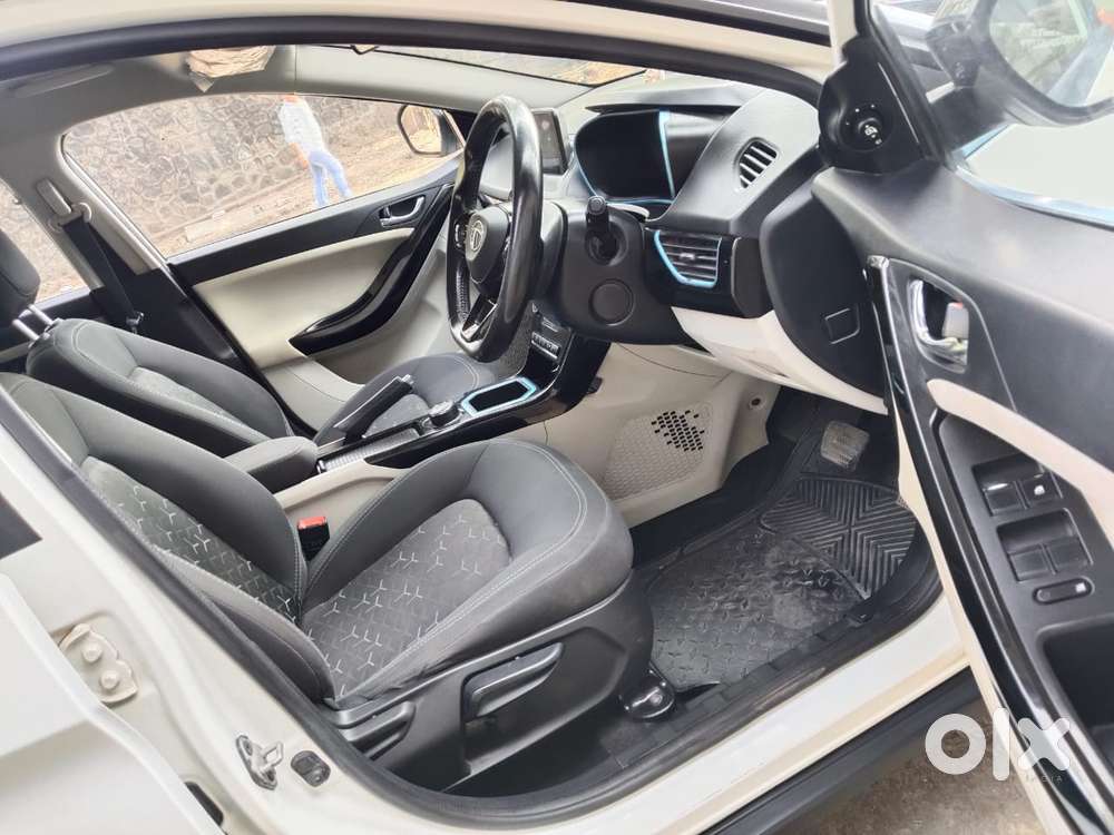 Tata Nexon Ev Xz Plus, 2022, Electric