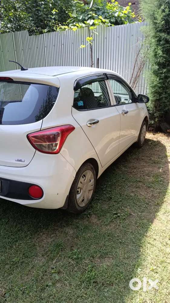 Hyundai Grand I10 2017 Petrol 45000 Km Driven