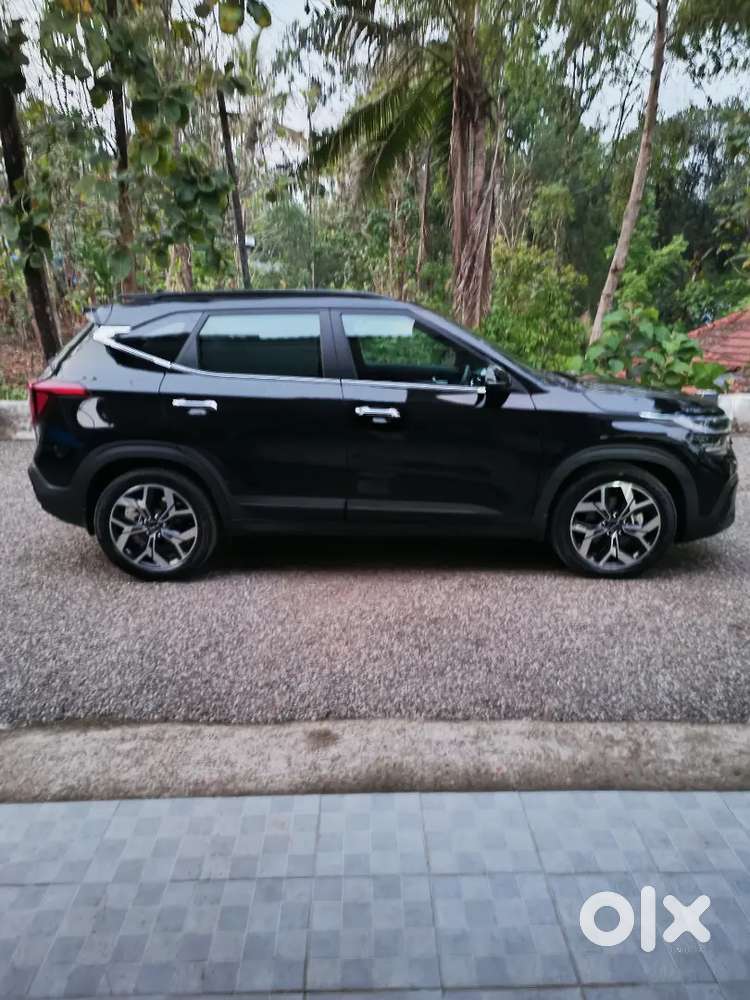 Rs.22,00,000.kia Seltos D 1.5 6 At Gtx Plus.top Model.
