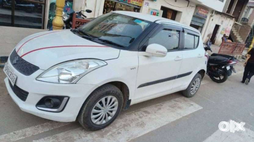 Maruti Suzuki Swift Vxi 1.2 Abs Bs-iv, 2015, Petrol