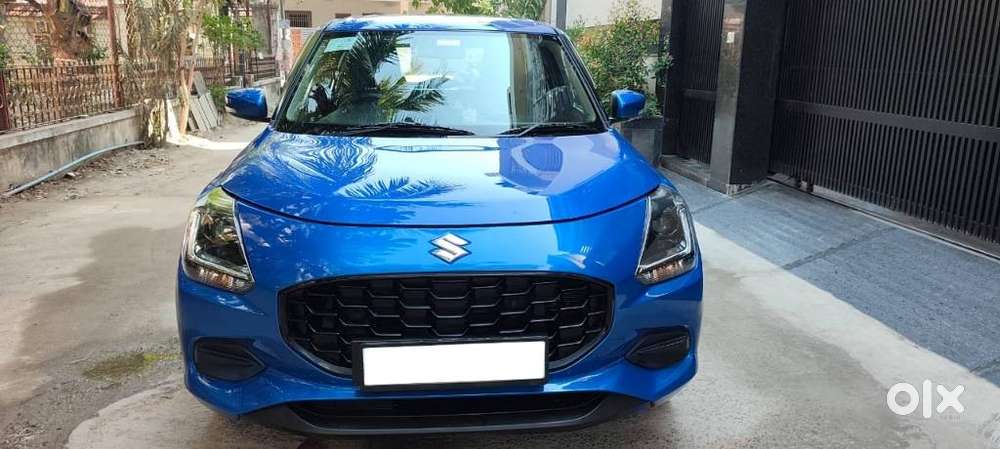 Maruti Suzuki Swift Vxi Optional, 2025
