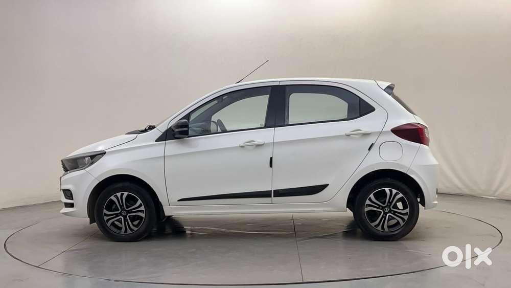 Tata Tiago 1.2 Revotron XTA, 2023, Petrol