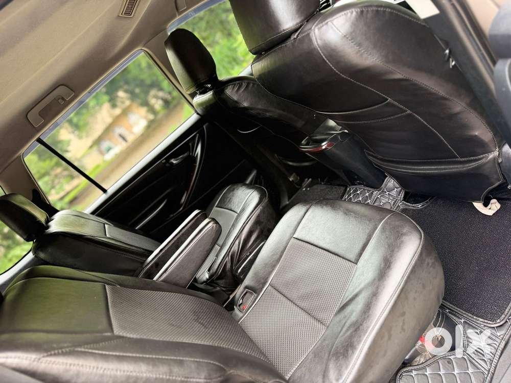 Toyota Innova Crysta 2.4 G Mt, 2018, Diesel