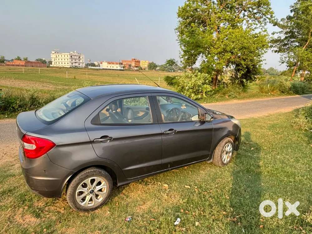 Ford Aspire Titanium Blu Diesel