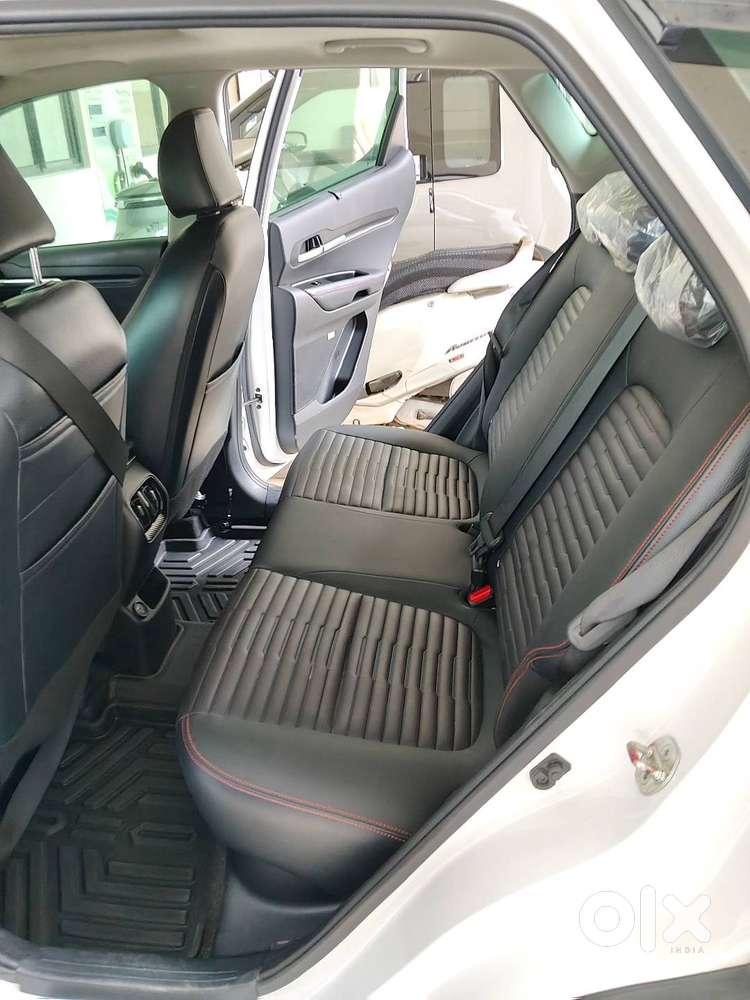 2024 Kia Sonet Gtx+ 1.5 Diesel At White | 1st Owner | Bh | 30,055 Km