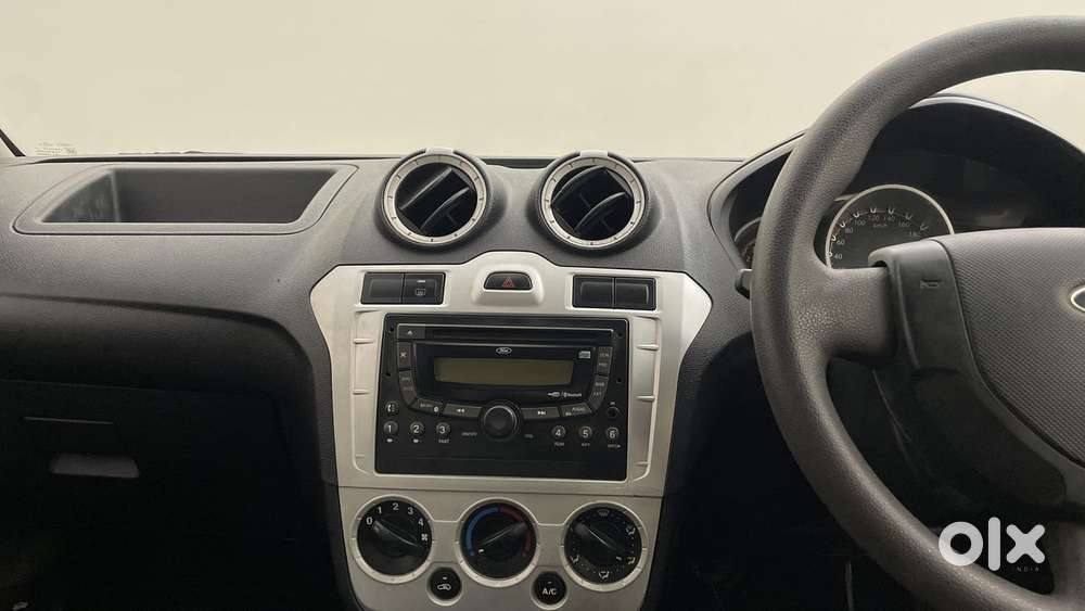 Ford Figo 2010-2012 Petrol Zxi, 2011, Petrol