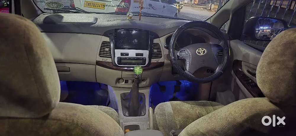 Toyota Innova Diesel 2012