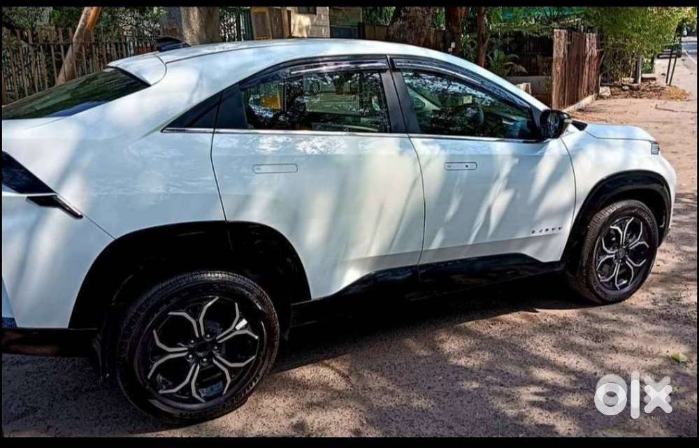 Tata Curvv Creative Plus S 1.2 Revotron Petrol 7dca, 2024, Petrol