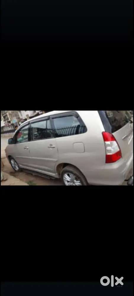 Toyota Innova Gx 2012