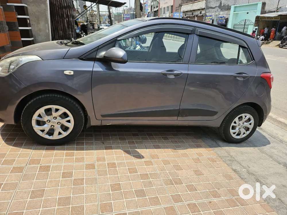 Hyundai Grand I10 2019 Petrol 85270 Km Driven Single Hand
