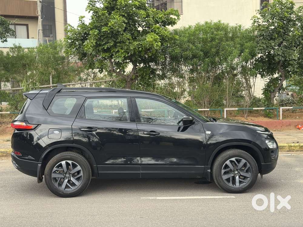 Tata Safari 2.0 Xz Plus Dark Edition, 2023, Diesel