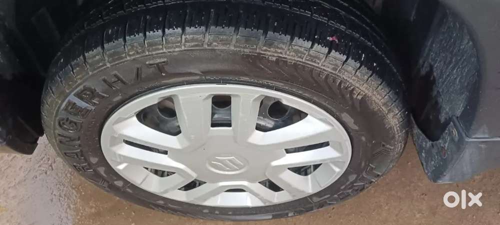 Gadi Achhi Conditions Me Hai. Badi Gadi Lena Hai