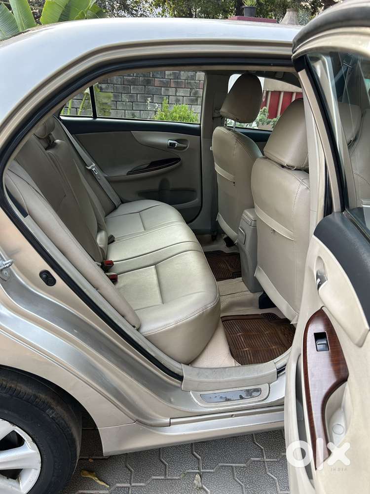 Toyota Corolla Altis 2010-2013 Diesel D4dg, 2011, Diesel