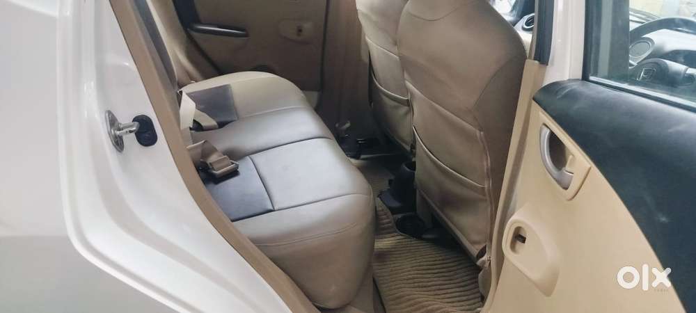 Honda Brio V Mt, 2012, Petrol