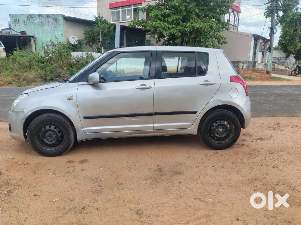 Swift Maruti Suzuki 2011