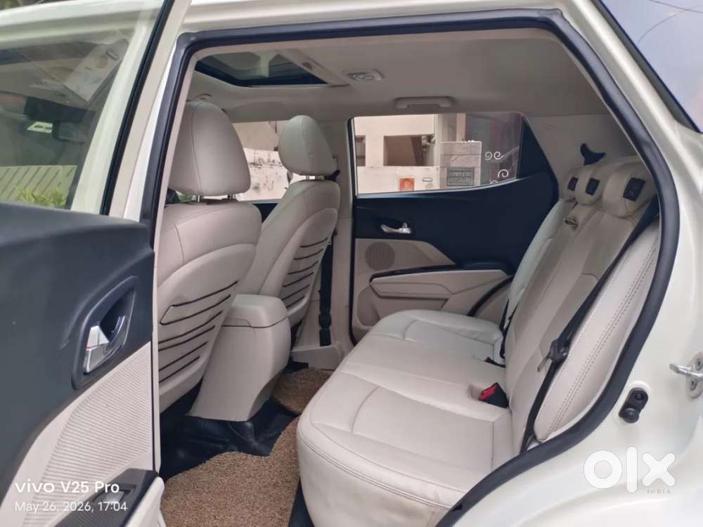 Mahindra Tuv 300, 2020, Diesel