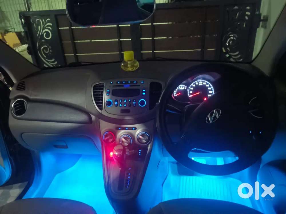 Hyundai I10 Asta (o) - 2013 Model - Automatic With Sunroof Edition -
