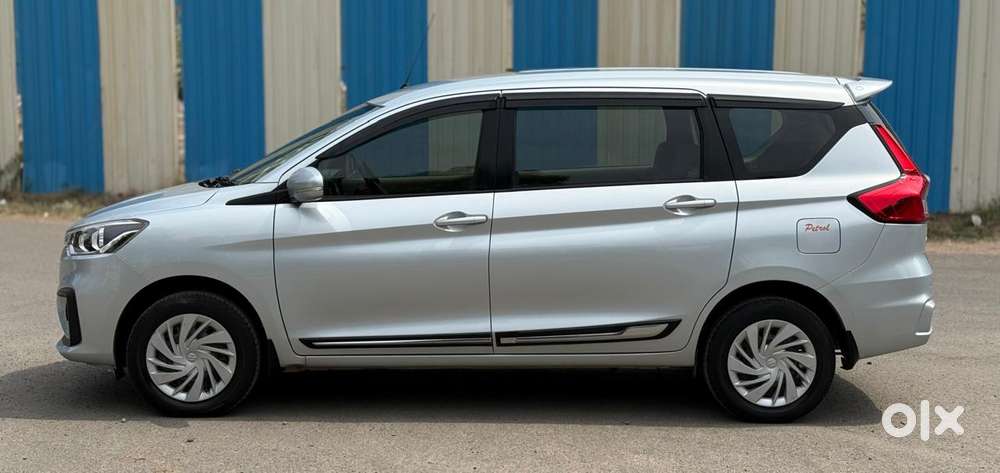 Maruti Suzuki Ertiga Vxi (o) Cng, 2023, Petrol