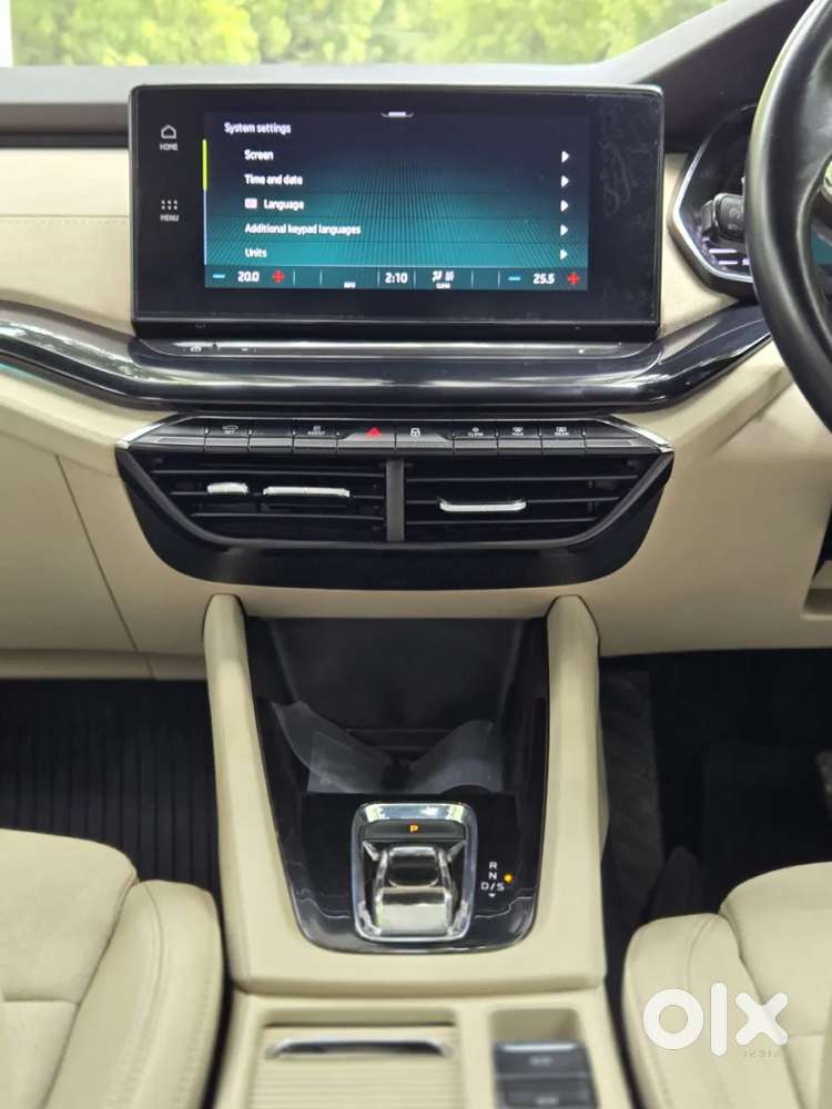 Skoda Octavia 2.0 Style Tsi At, 2022, Petrol