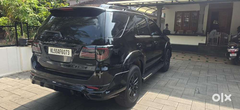 Toyota Fortuner 2012 Diesel Automatic Well Maintained