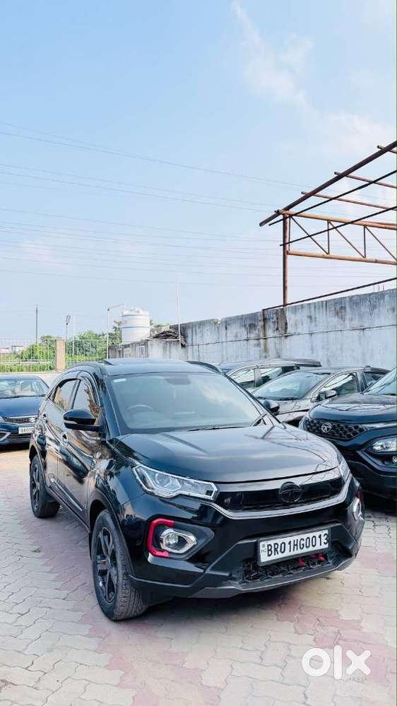 Tata Nexon 1.2 Revotron Xz Plus Luxs Red Dark Edition Amt, 2023, Die..