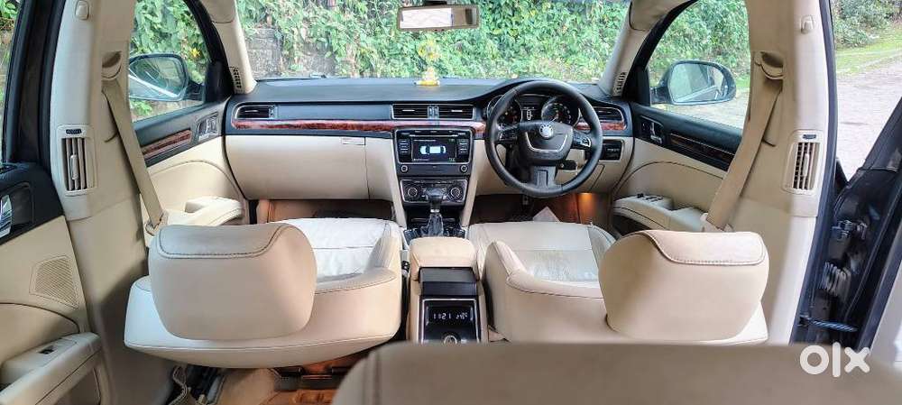 Skoda Superb Elegance Tdi 2.0 At, 2011, Diesel