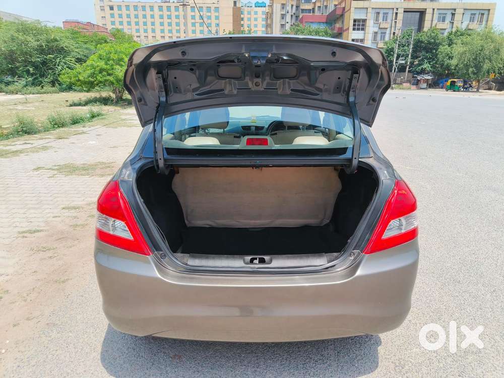 Maruti Suzuki Swift Dzire 1.2 Lxi, 2015, Petrol
