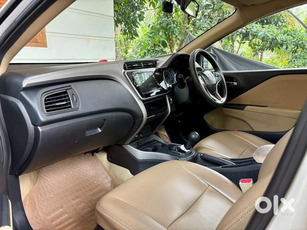 Honda City V -2018 Petrol  Well Maintained,  Fancy Number, New Tyres.