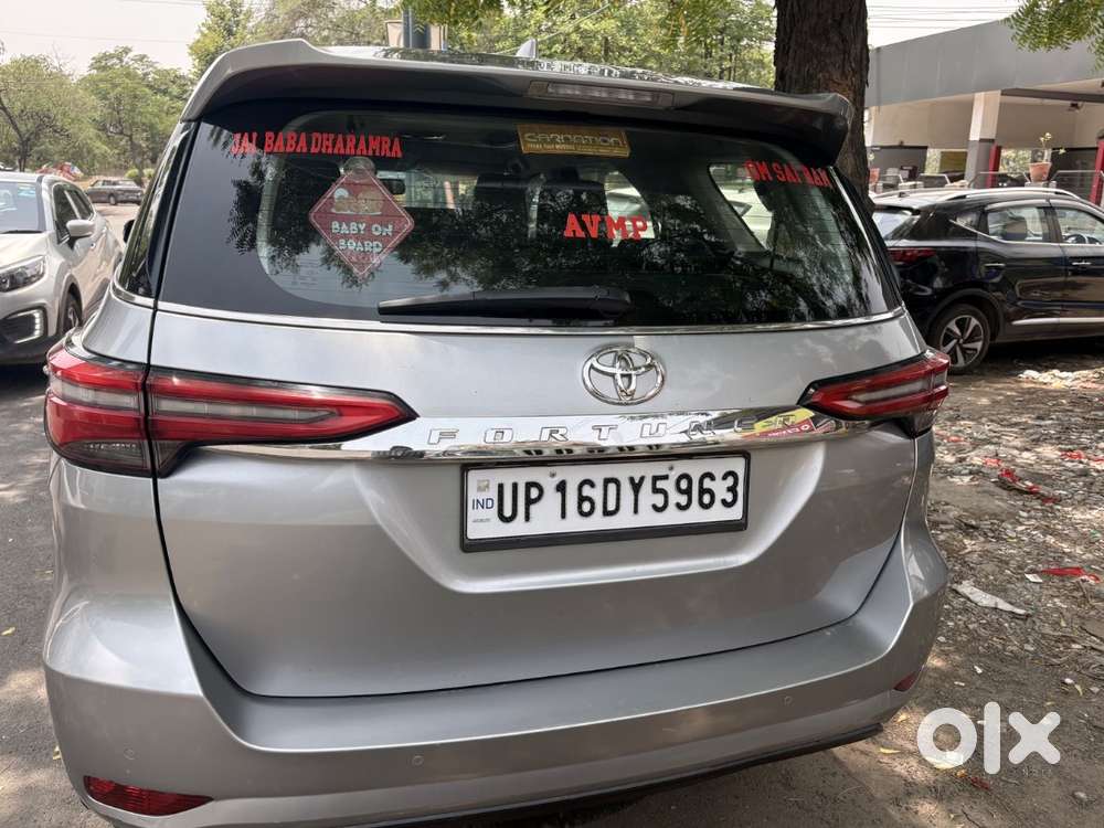 Toyota Fortuner 2023 Petrol Well Maintained