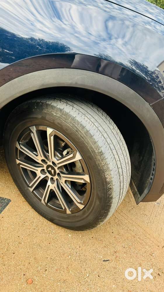 Mahindra Xuv700 Diesel Manual 6str 2024
